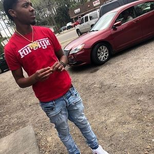 Meet your Posher, Charles